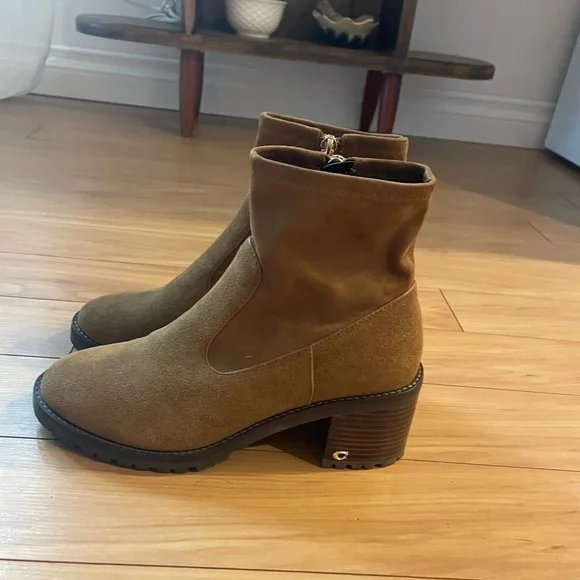 Coach suede ankle boots - Picture 7 of 7